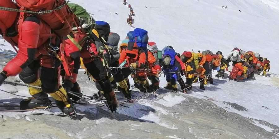 नेपाल ने कोरोना काल में पर्वतारोहियों के लिए बनाए सख्त नियम