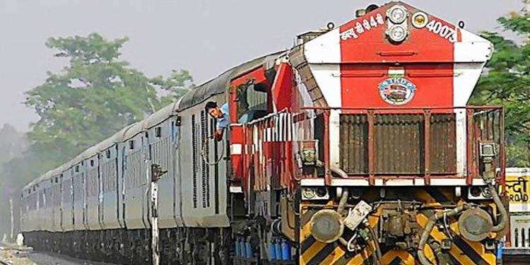 दिल्ली, मुंबई, अहमदाबाद से हावड़ा जाने वाली ट्रेनें अब हफ्ते में एक दिन