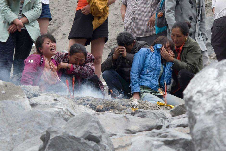 चीन में बारिश के कारण हुए भूस्खलन में पांच लोगों की मौत और एक घायल