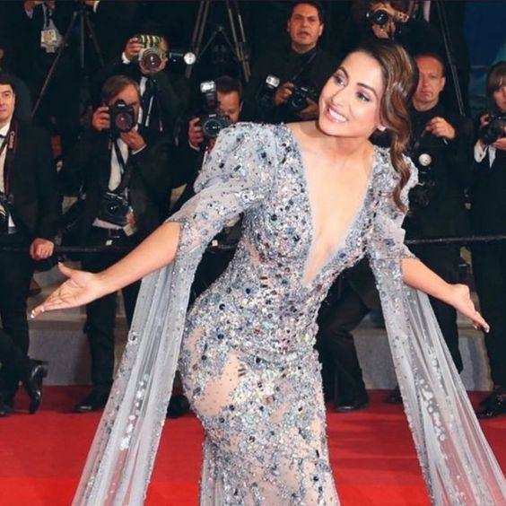बॉलीवुड में टीवी कलाकारों को उचित मौका नहीं मिलता है: हिना खान