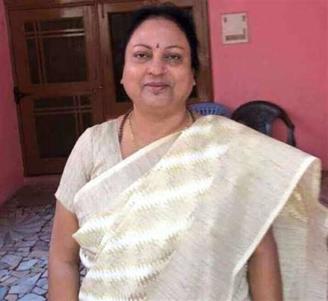 UP : कैबिनेट मंत्री कमल रानी की कोरोना से मौत, CM योगी ने अयोध्या दौरा किया रद्द
