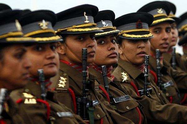 नई दिल्ली-सेना में महिलाओं को स्थायी कमीशन के लिए मिला एक और माह