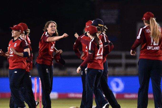 इंग्लैंड की महिला टीम ने विंडीज को 5-0 से किया क्लीन स्वीप
