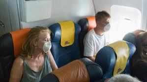 विमान में बीच की सीट बुक करने की सुप्रीम कोर्ट की अनुमति