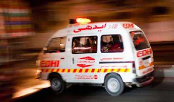 पाकिस्तान में वैन में आग लगने से 13 की मौत, पांच घायल