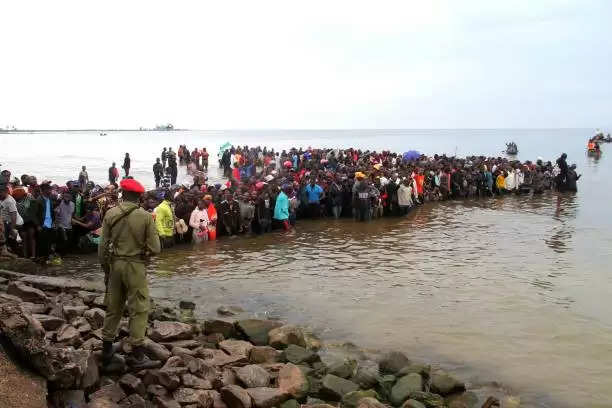  तंजानिया के विक्टोरिया झील में विमान दुर्घटनाग्रस्त, 19 लोगों की मौत, 26 लोगों को बचाया गया