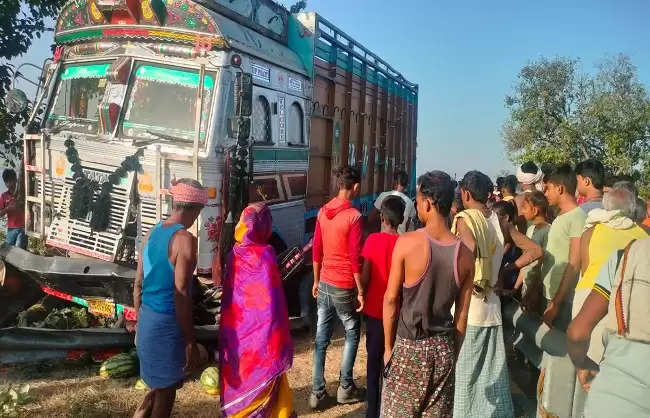 मुजफ्फरपुर में बेकाबू ट्रक ने कई को रौंदा, तीन की मौत