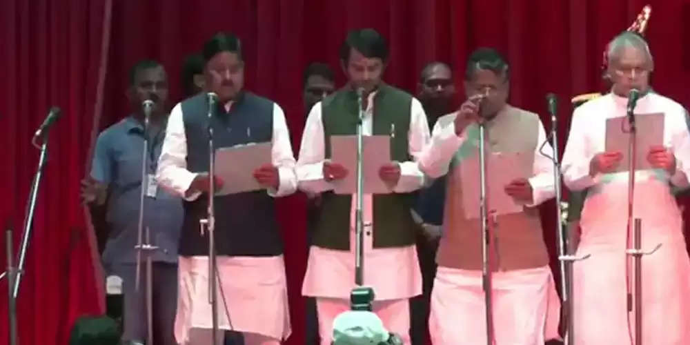 Bihar News: नीतीश कैबिनेट में दूसरी बार मंत्री बने तेजप्रताप , RJD को सबसे ज्यादा विभाग 