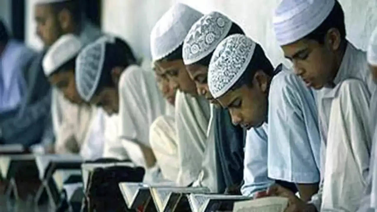Important decision of Yogi government: National anthem is now mandatory before studies in madrassas