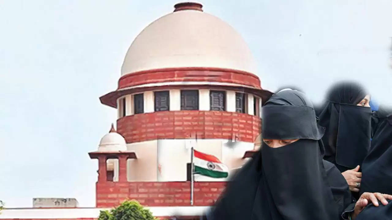 Differences between judges on hijab too: There is no consensus in the two-judge bench of the Supreme Court in the matter of ban on hijab, now the matter will be sent to CJI