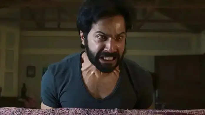 Bhediya Review: वरुण धवन की फिल्म देख किसी ने कहा 'आ...थू', तो कोई बोला- कसम से मजा आ गया