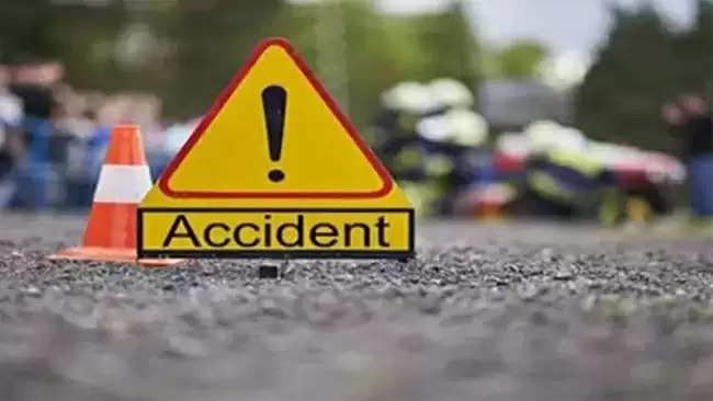  बीड़ जिले में रिक्शा-कंटेनर की टक्कर में एक की मौत, तीन यात्री घायल
