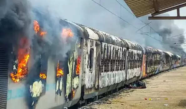 In protest against the Agneepath scheme, the railways suffered a loss of Rs 259.44 crore due to arson and sabotage across the country.