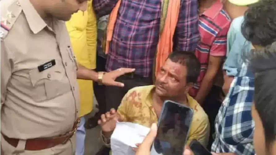 In Lakhimpur Kheri, BJP leader assaulted in OPD, home guard's uniform torn, leader's head exploded