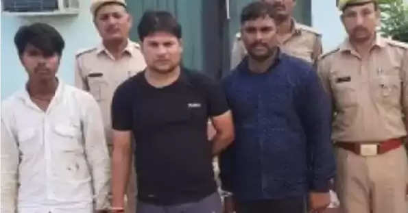 Jhansi: Three including constable arrested for molestation on complaint of woman constable