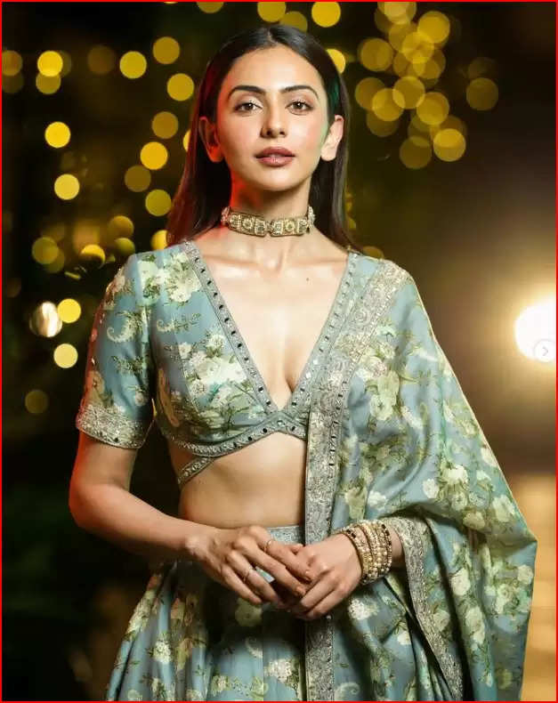 Rakul Preet Singh shared pictures of sexy looks from Maldive