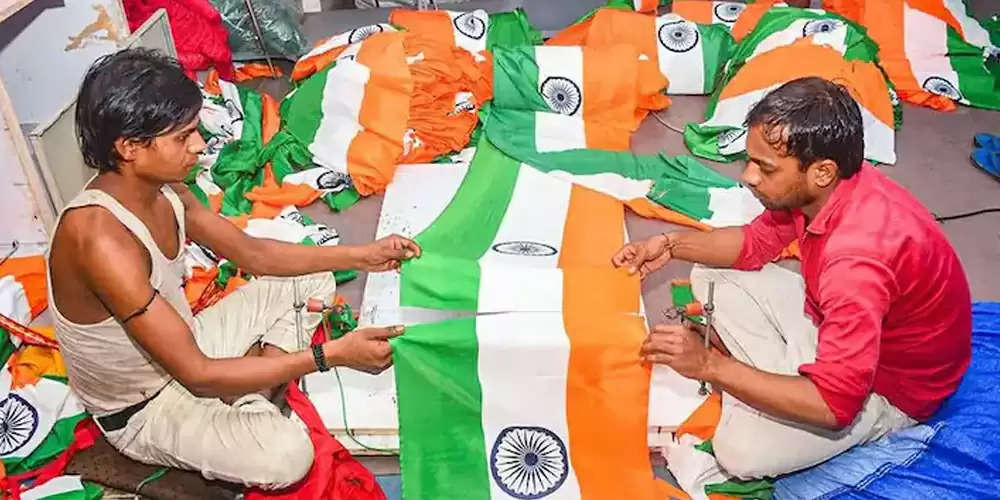 आजादी की अमृत महोत्सव: 'हर घर तिरंगा' अभियान से देश भर में बढ़ेगी झंडे की बिक्री, कुछ नियम भी हैं जिसे जान लें