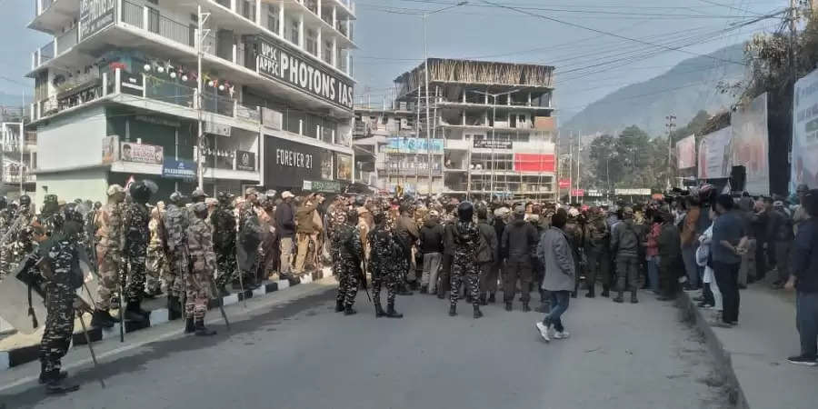  इटानगर में 12 घंटे के बंद के दौरान हिंसक झड़प, एपीपीएससी के अध्यक्ष व सदस्यों का शपथ समारोह स्थगित