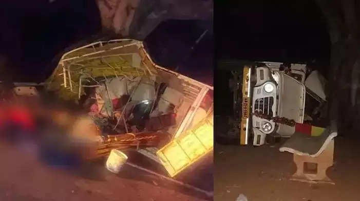 कर्नाटक में भीषण सड़क हादसा: मंदिर जा रहे श्रद्धालुओं की गाड़ी पेड़ से टकराई, 6 की मौत, 16 घायल