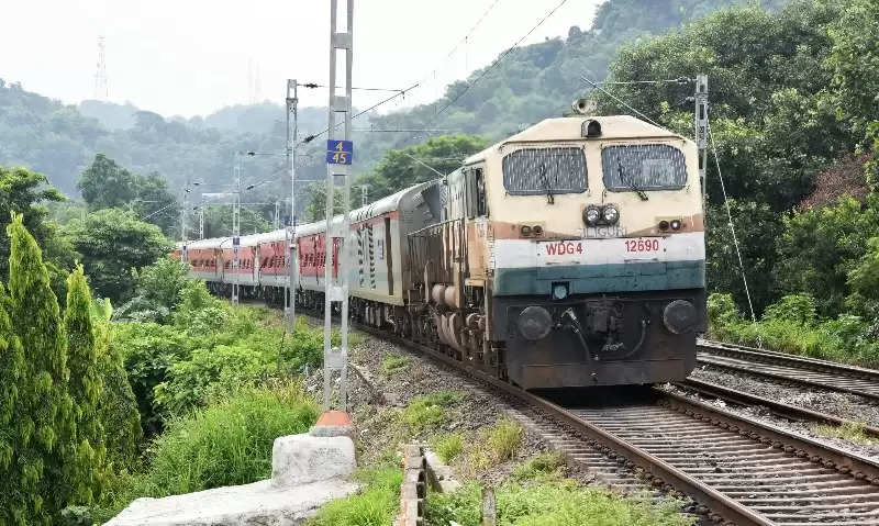 पूसीरे ने डिब्रूगढ़-सिकंदराबाद के बीच स्पेशल ट्रेन की सेवा अवधि बढ़ाई