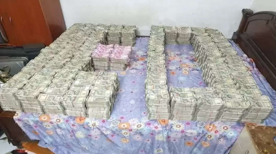 ED raids businessman's hideout in Kolkata and recovers Rs 17.32 crore