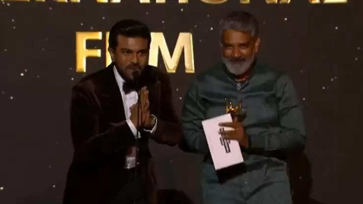HCA Film Awards 2023 : Rajamouli की RRR को चार कैटेगरी में मिला अवॉर्ड, ऑस्कर से पहले मिली बड़ी जीत