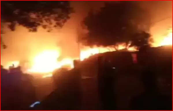 सहारनपुर: स्टार पेपर मिल में भीषण आग लगी ,हादसे में 2 कर्मचारी जिंदा जले 